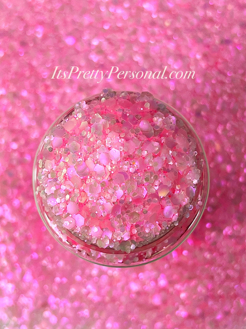 "Bubblegum Bliss Pink” - Maker Monthly Box Color Feb 2025